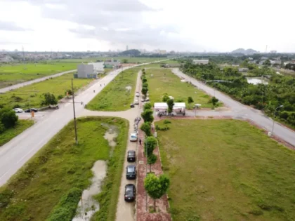 E09 MB 8315 Đông Tân