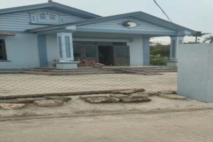 Z4713731689111_64bb95df8a54a122608fc1d4293dcc21